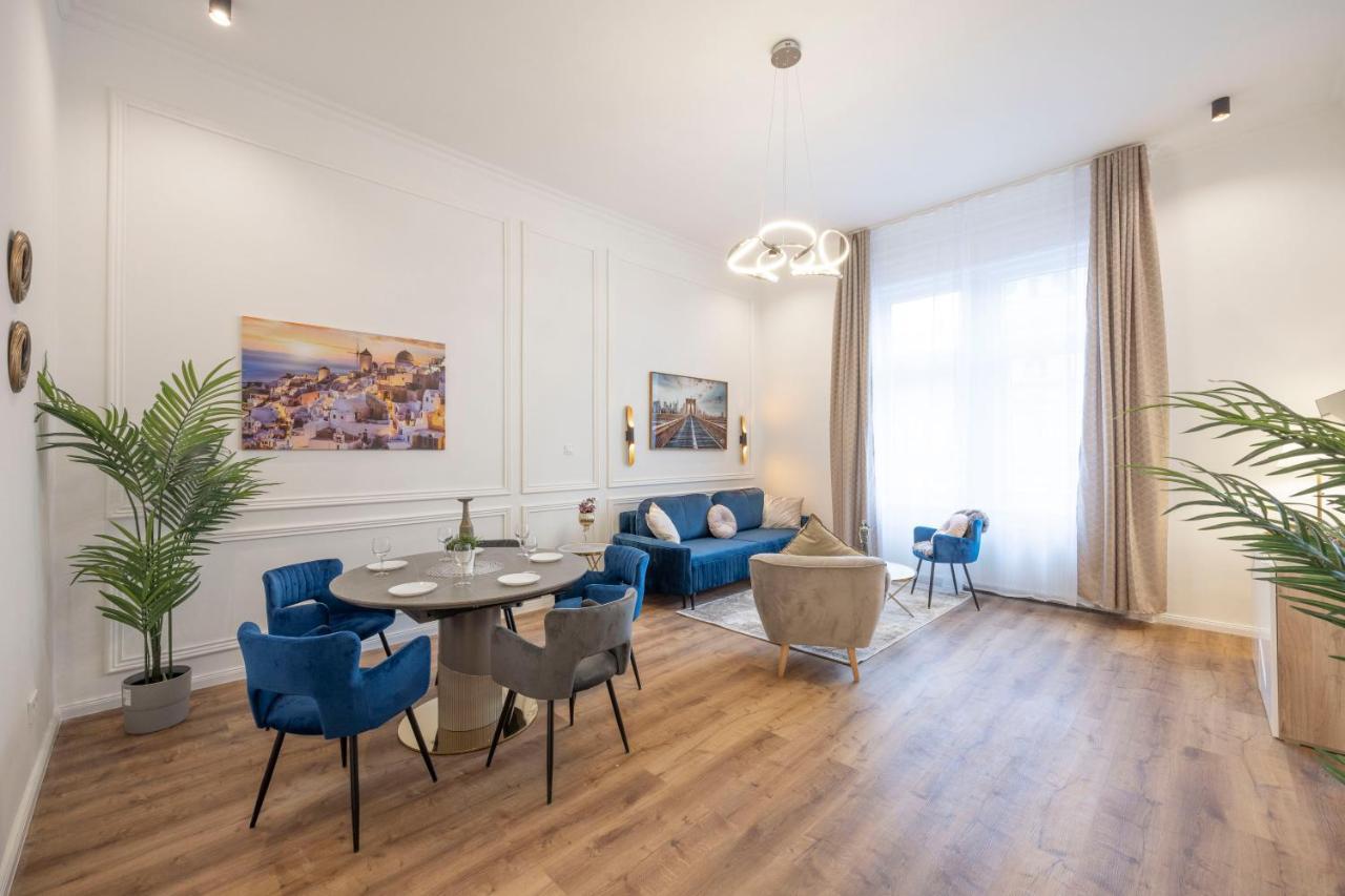Luxurious Central Grand Home W/ 3Bedrm 2Bathrm Будапешт Экстерьер фото
